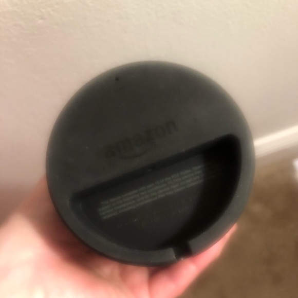 AMAZON ECHO - Picture 5 of 5